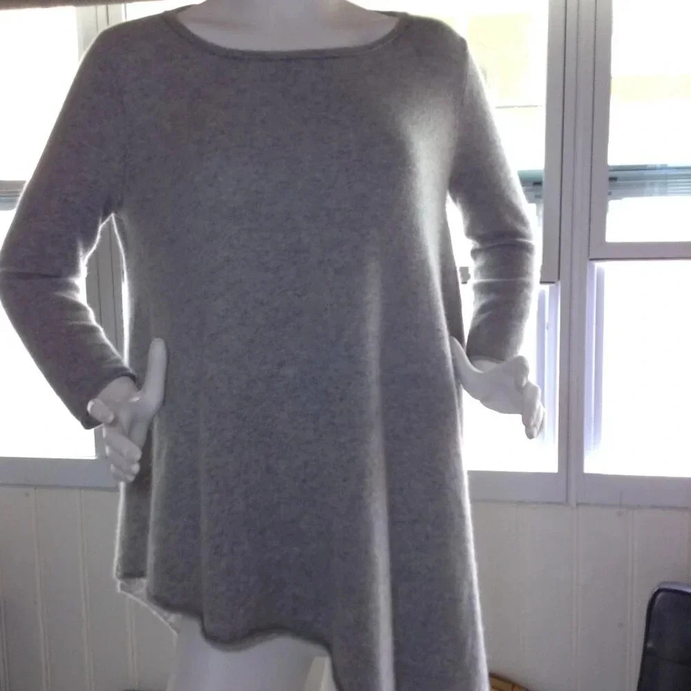 Gray Asymmetric Hem Women's Sweater